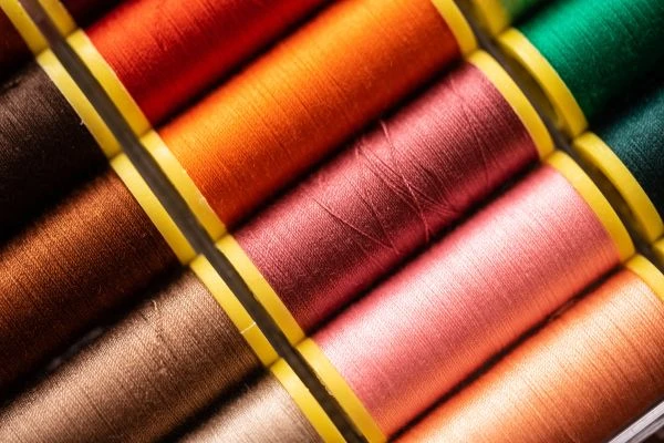 《长征精神永放光芒：那些震撼人心的故事与深刻启示》