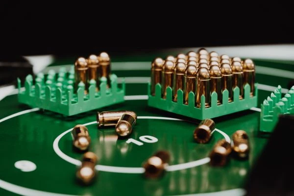 罗莹故事：一场关于人性光辉与生命韧性的心灵洗礼